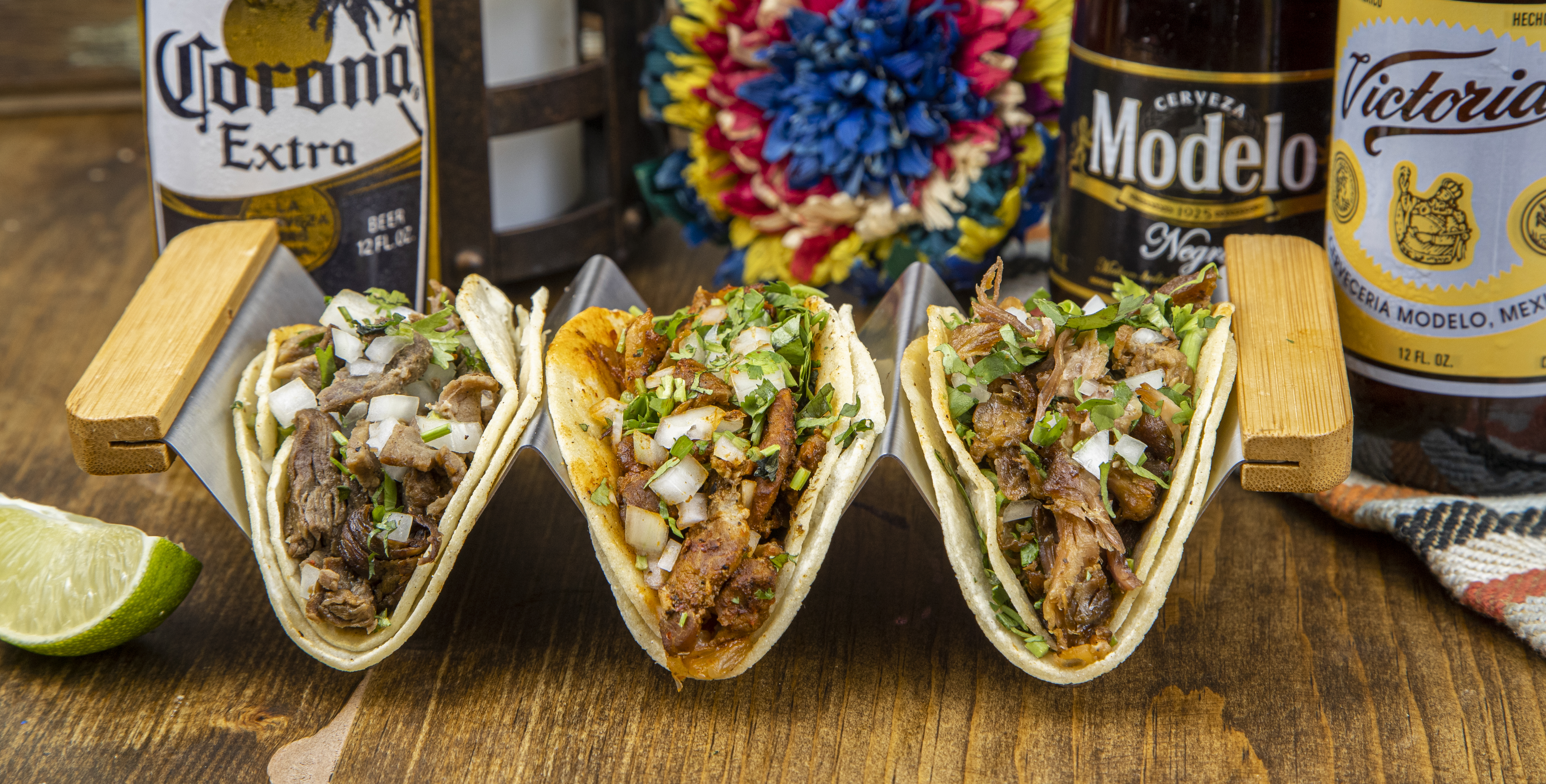 Variedad de tacos de Tacos Corona